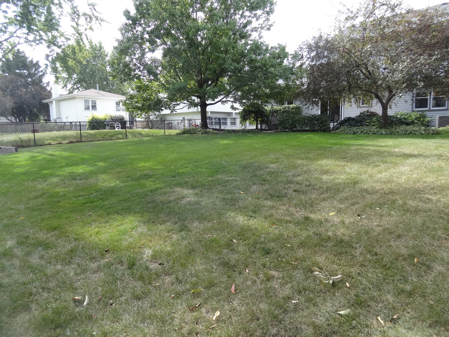 51 S Pershing Avenue, Mundelein, IL 60060