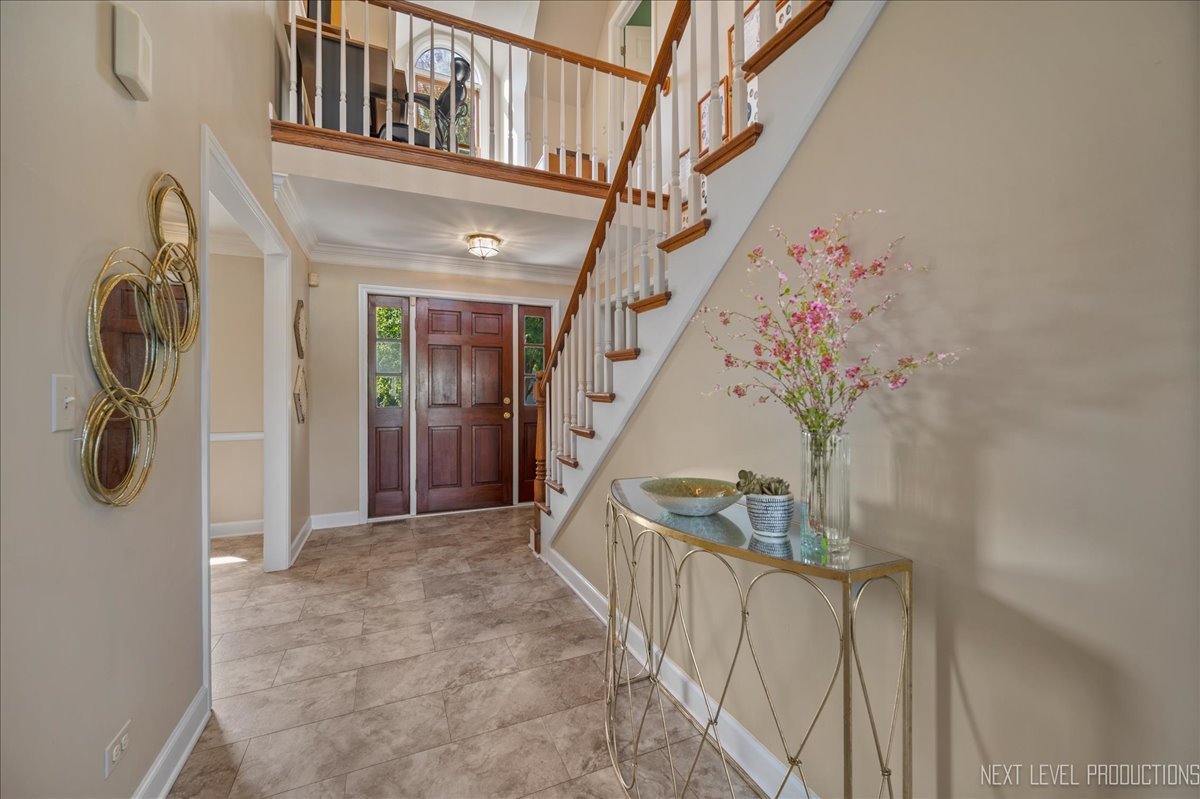 473 Bond Drive, Batavia, IL 60510