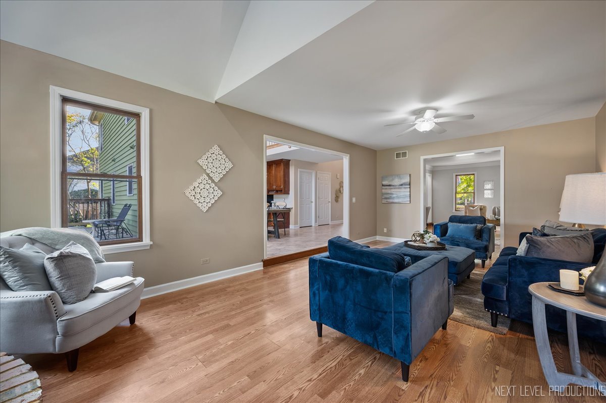 473 Bond Drive, Batavia, IL 60510