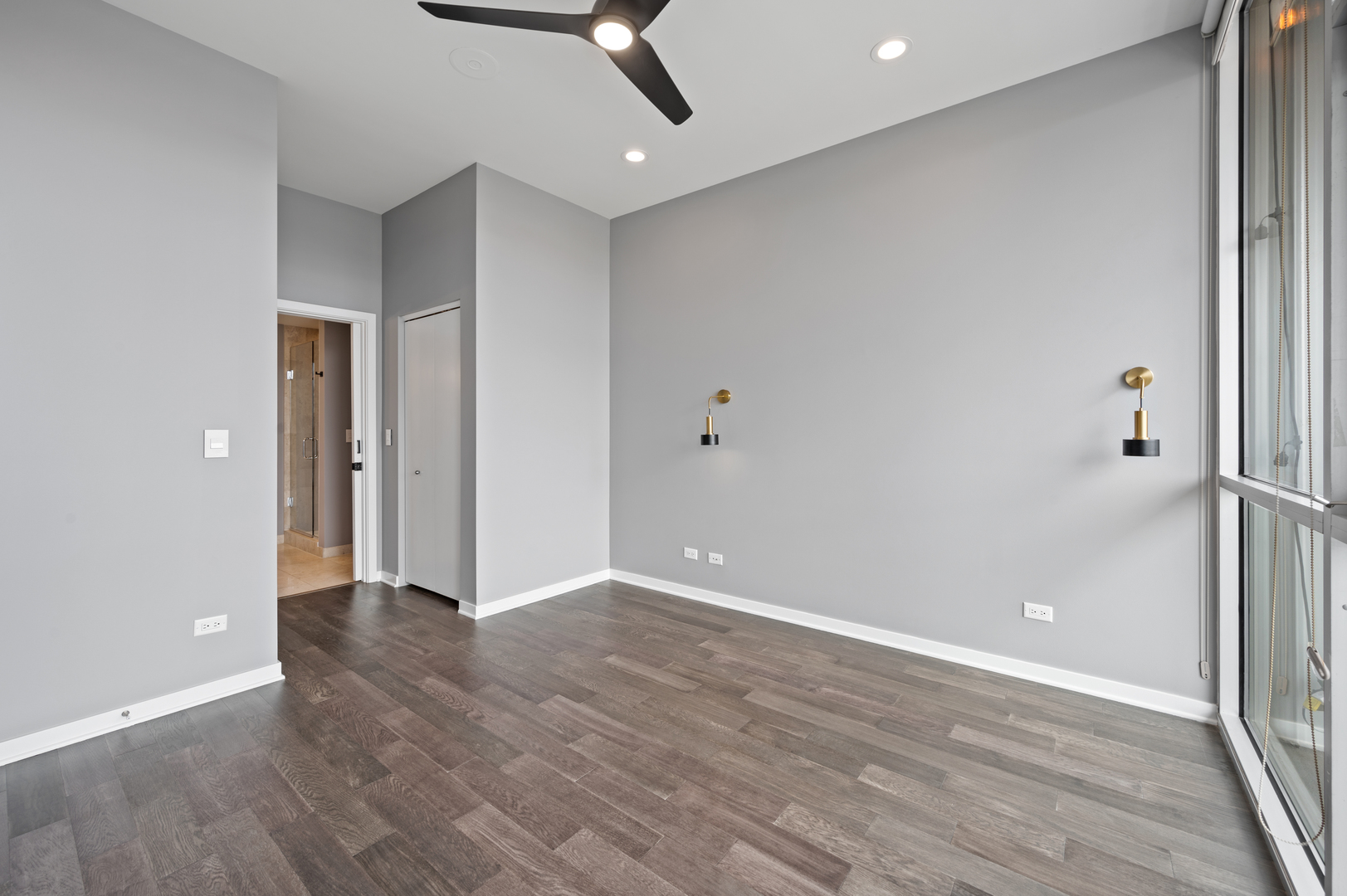 1550 W Cornelia Avenue #403, Chicago, IL 60657