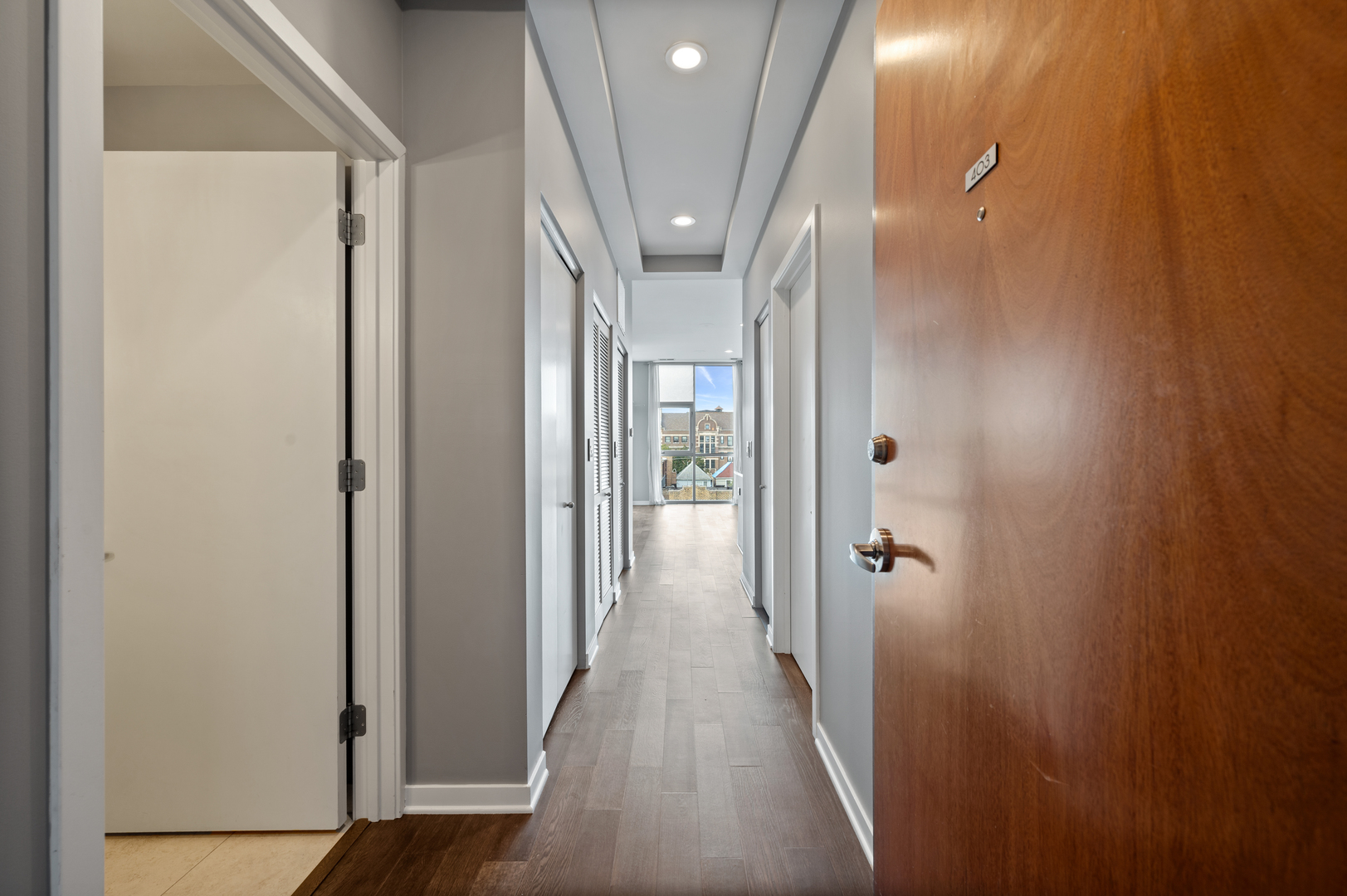 1550 W Cornelia Avenue #403, Chicago, IL 60657