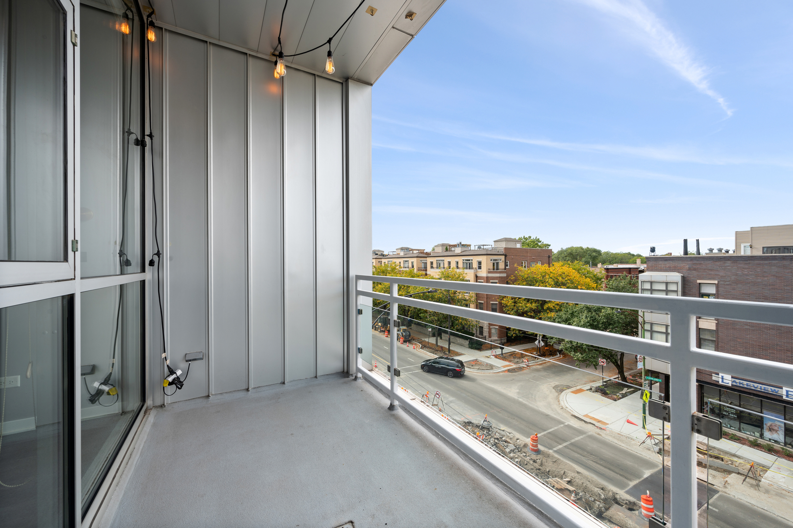 1550 W Cornelia Avenue #403, Chicago, IL 60657