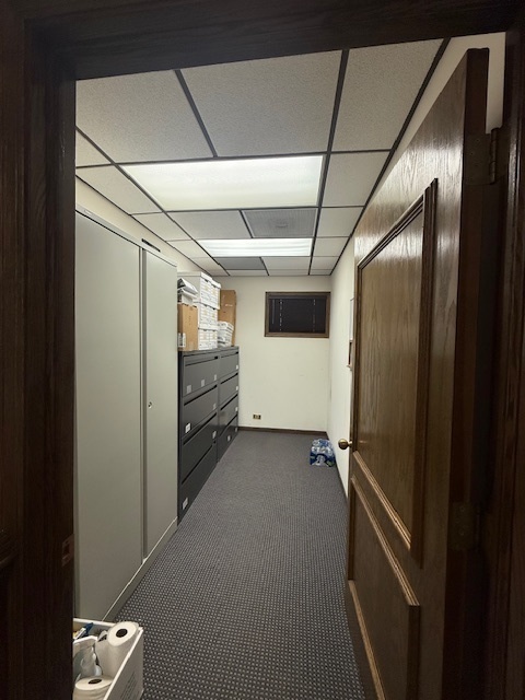 7 S County Street, Waukegan, IL 60085