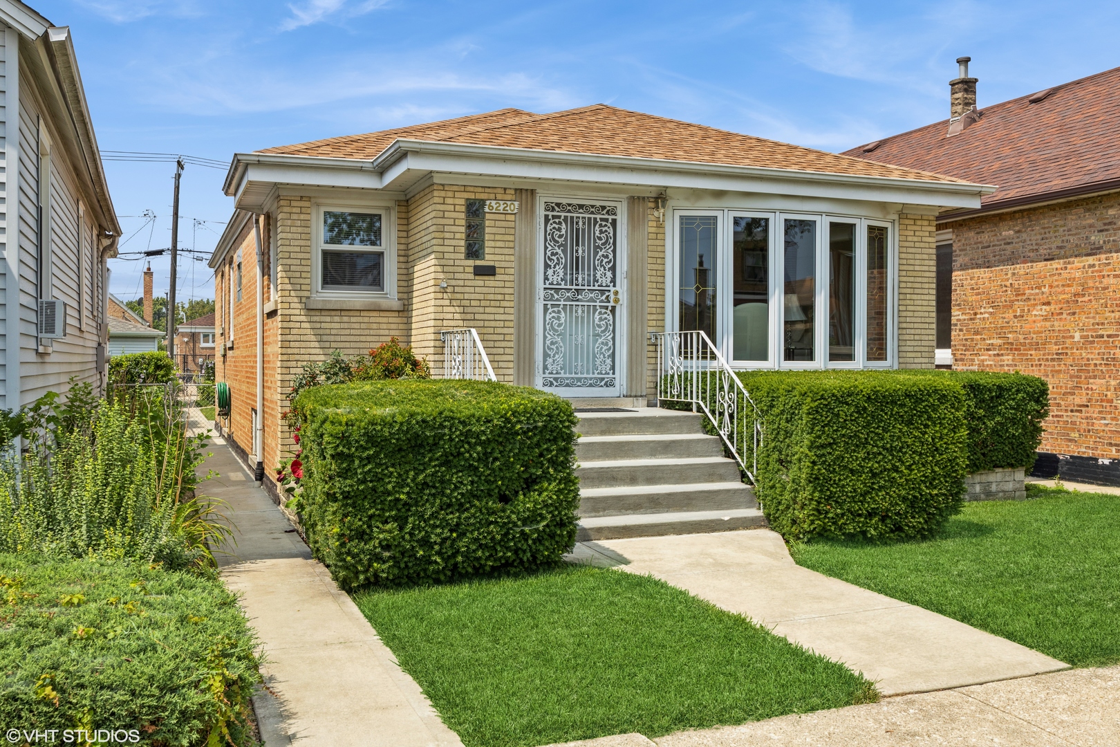 6220 S McVicker Avenue, Chicago, IL 60638