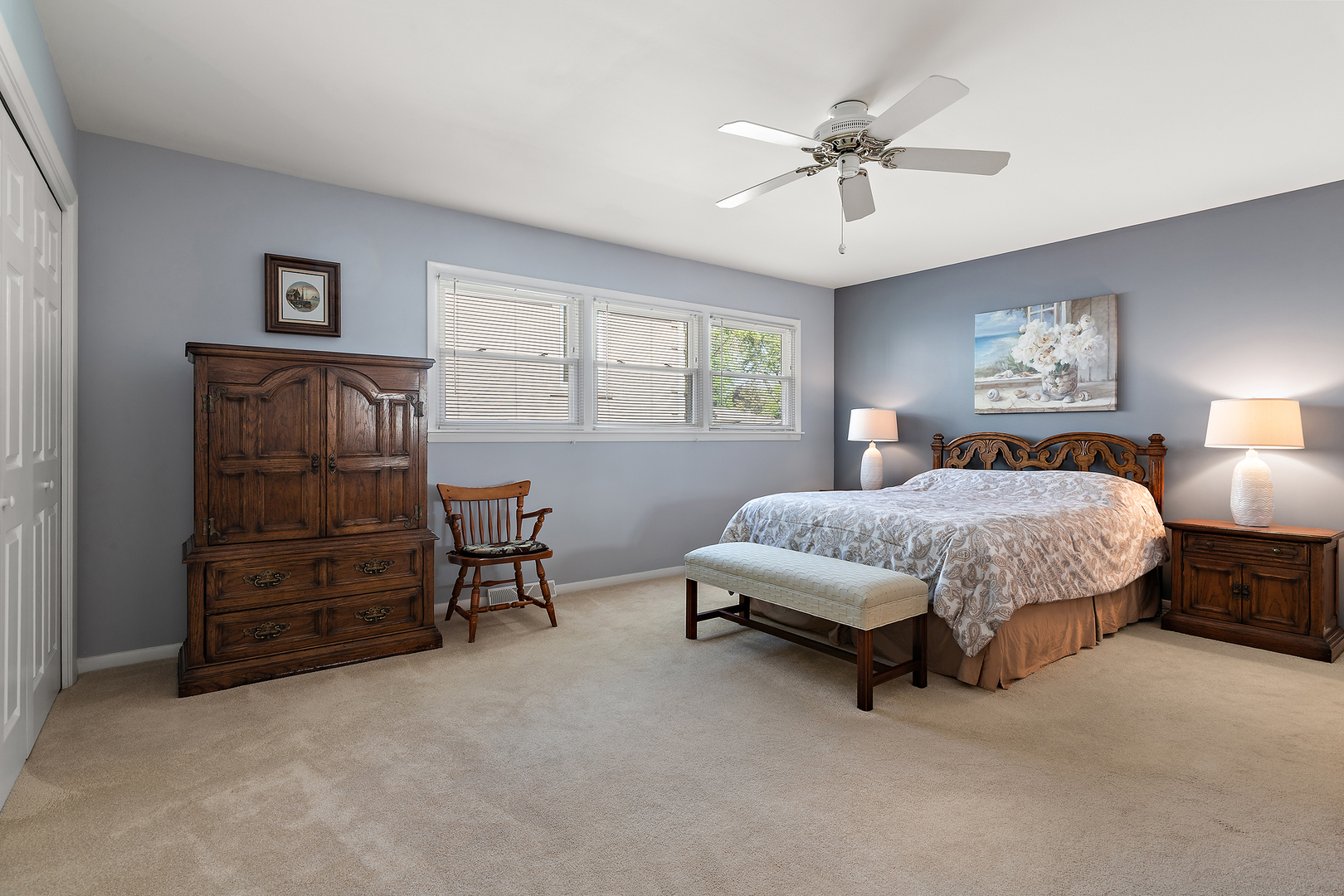 1819 E Wood Lane, Mount Prospect, IL 60056