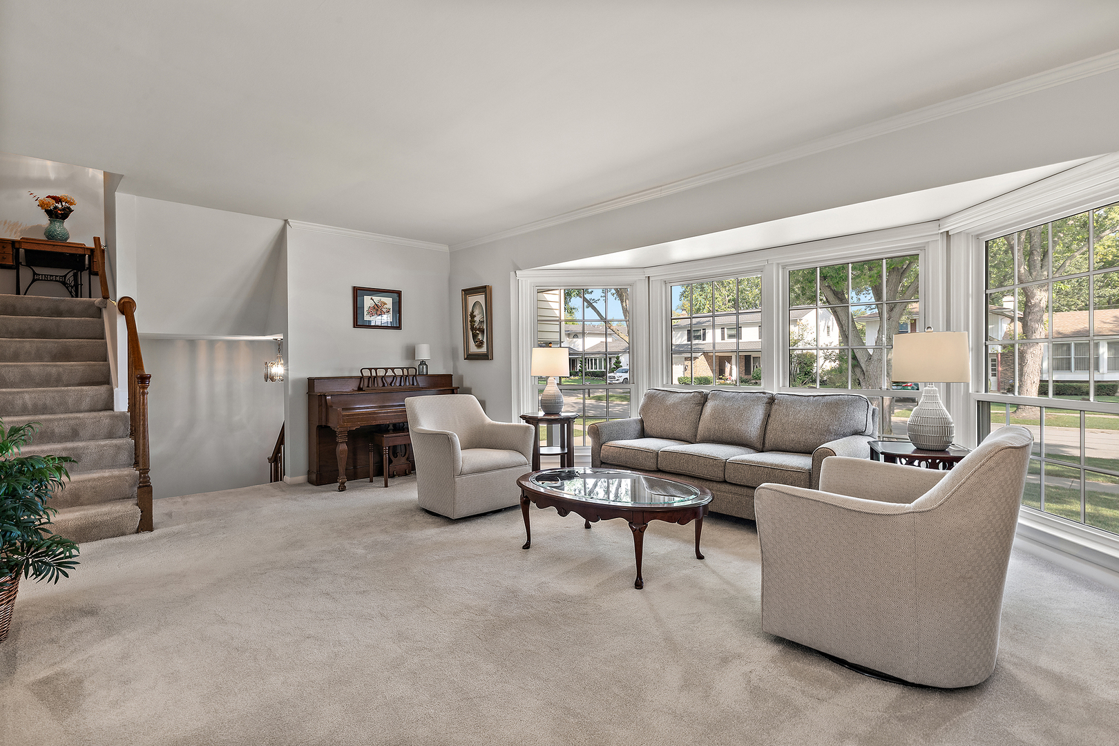 1819 E Wood Lane, Mount Prospect, IL 60056