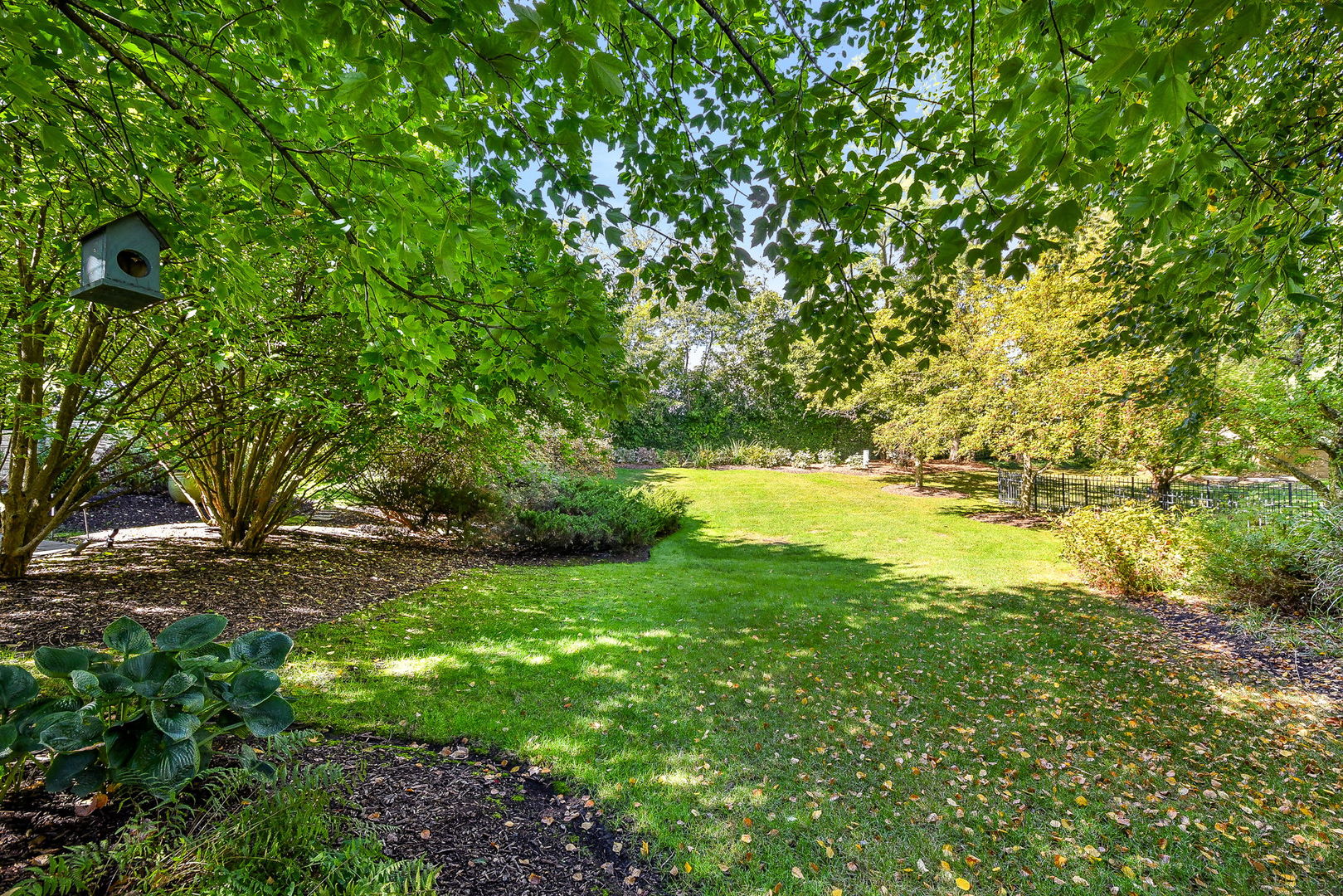 1602 Hunters Glen Court, Wheaton, IL 60189