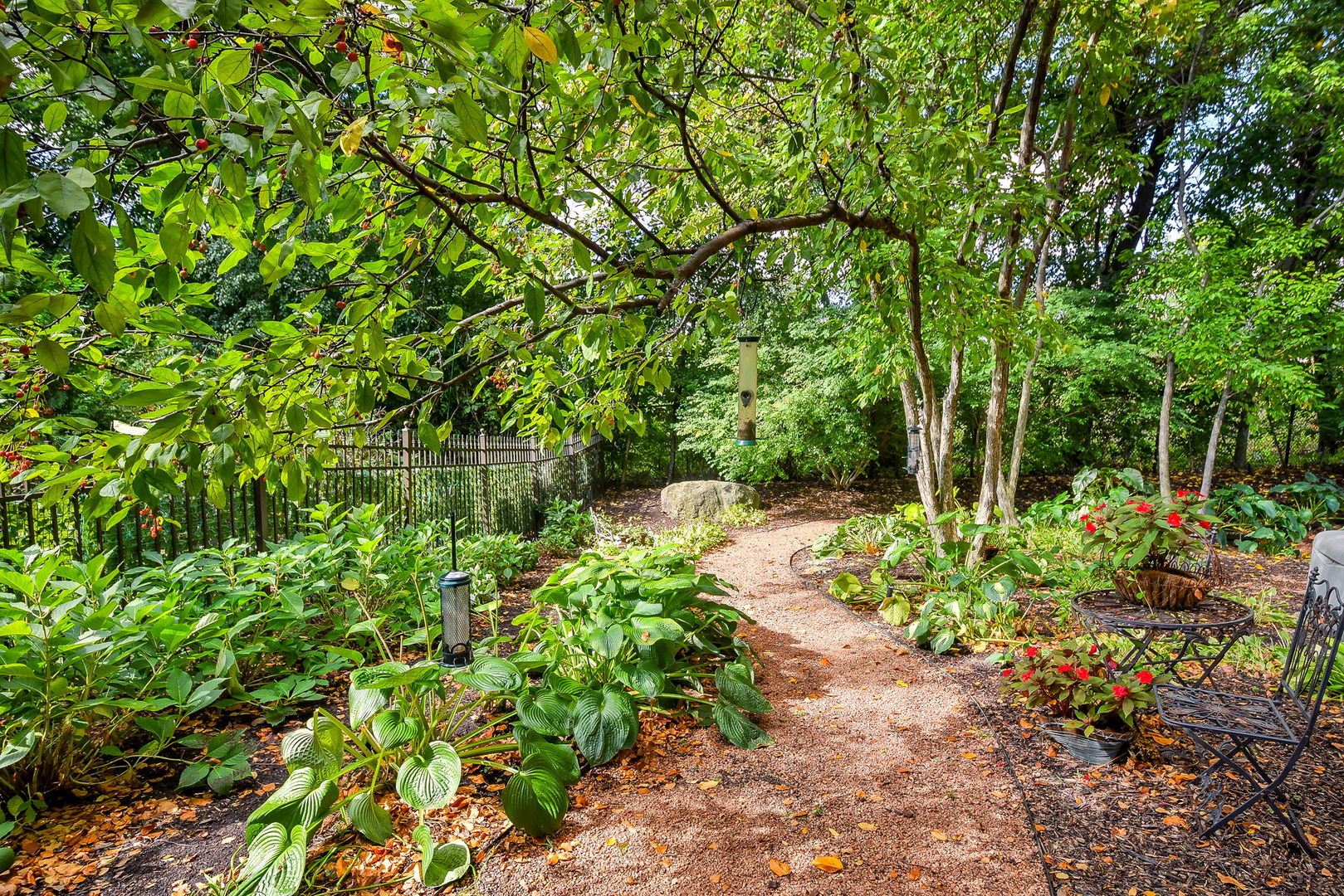 1602 Hunters Glen Court, Wheaton, IL 60189