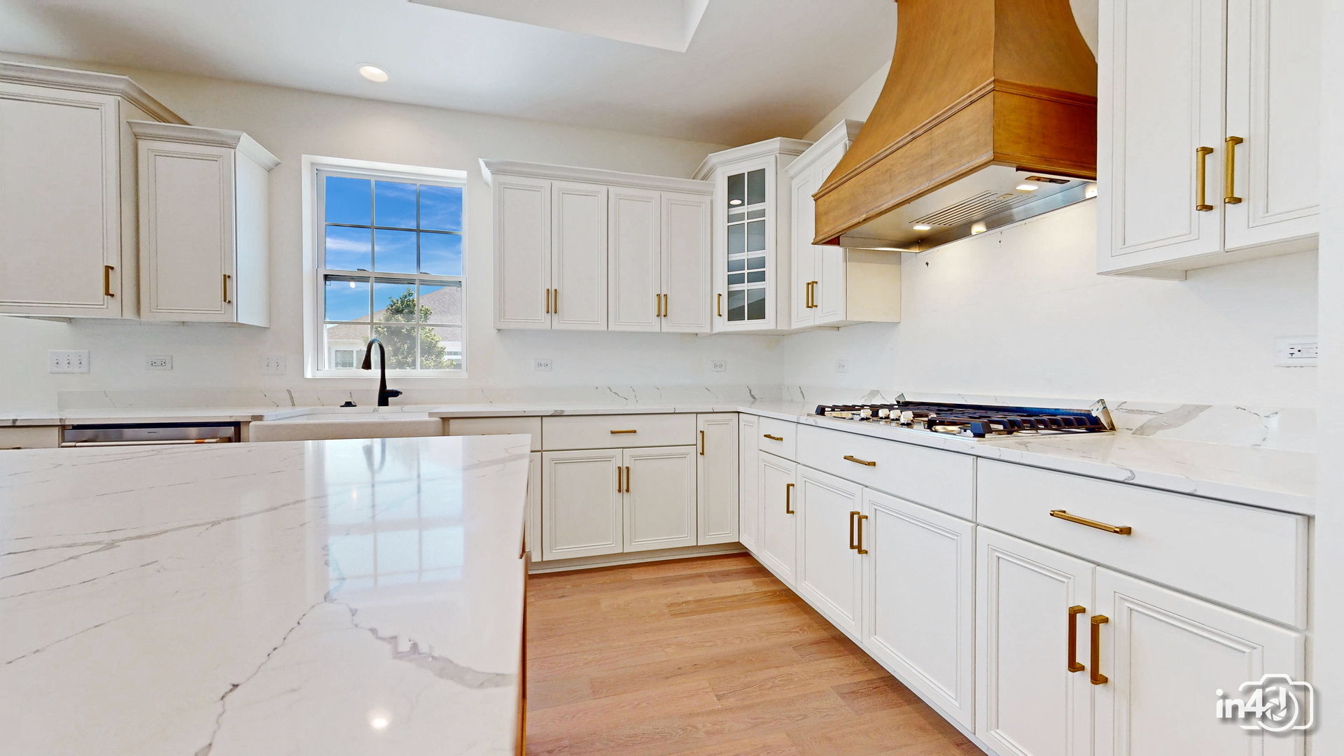 24620 W River Crossing Drive, Shorewood, IL 60404