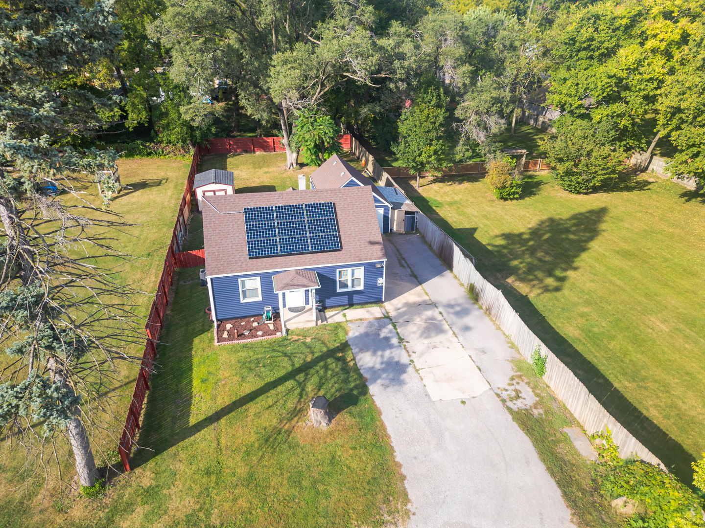 823 Lenwood Court, Aurora, IL 60506