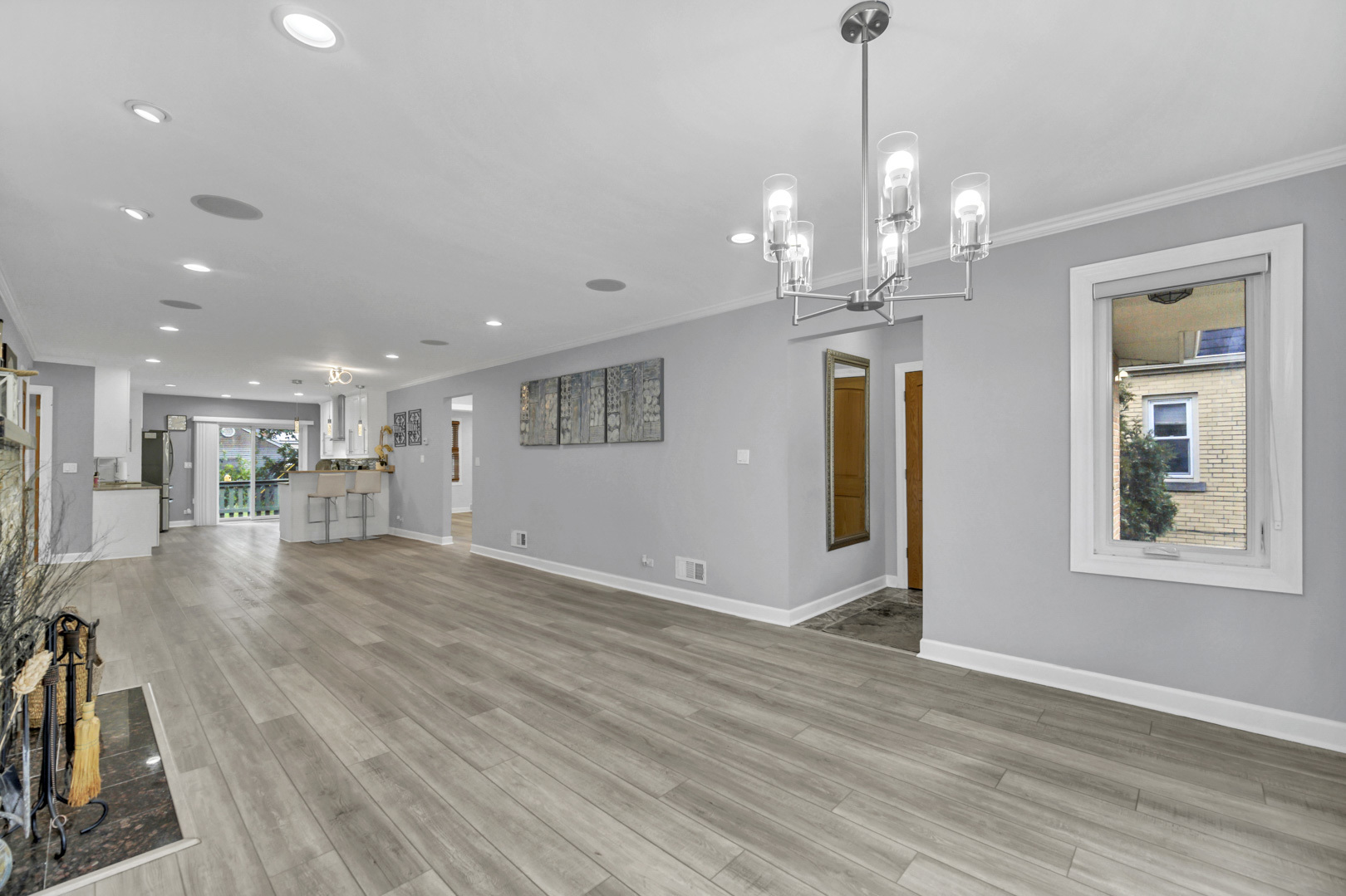 1041 Vernon Avenue, Park Ridge, IL 60068