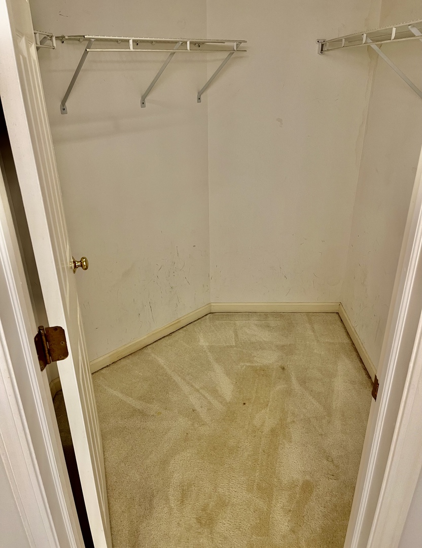 18600 Village West Drive #310, Hazel Crest, IL 60429