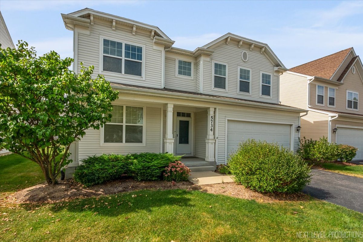 5734 OAK RIDGE Way #-45, Lisle, IL 60532