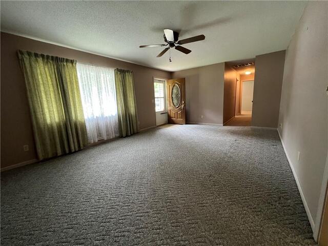 102 W Mount Vernon Avenue, Effingham, IL 62401