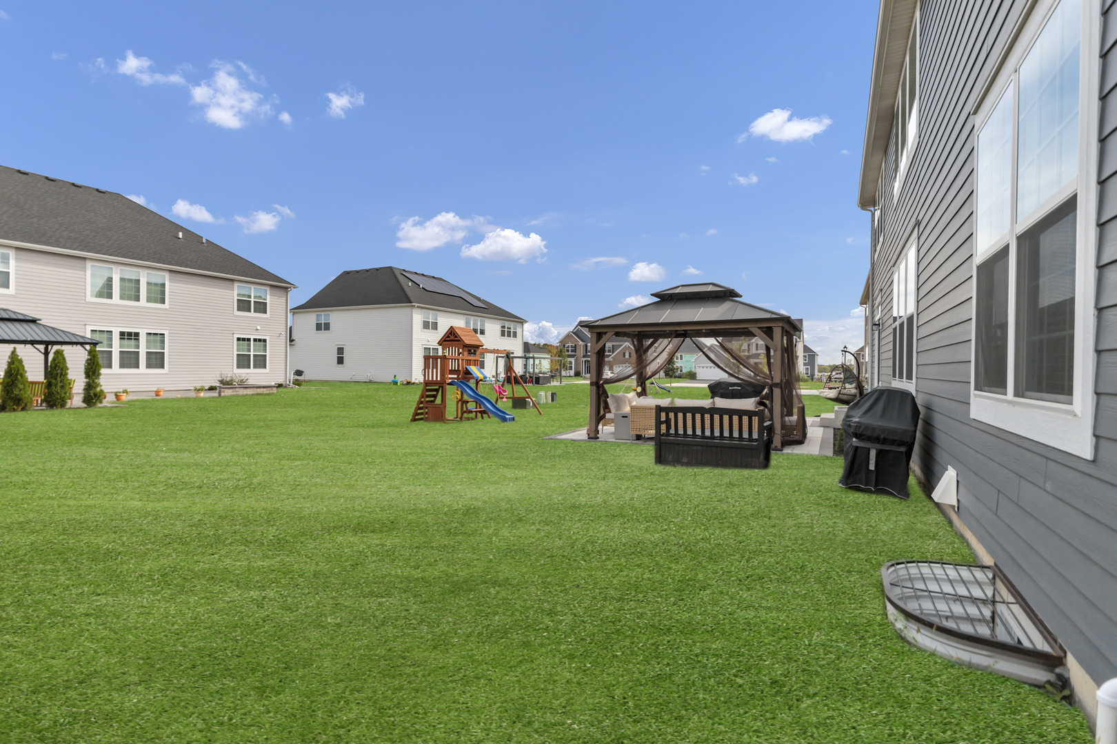 1833 Coralito Lane, Elgin, IL 60124