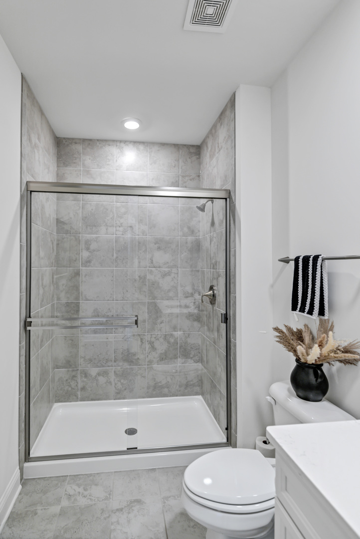 1833 Coralito Lane, Elgin, IL 60124