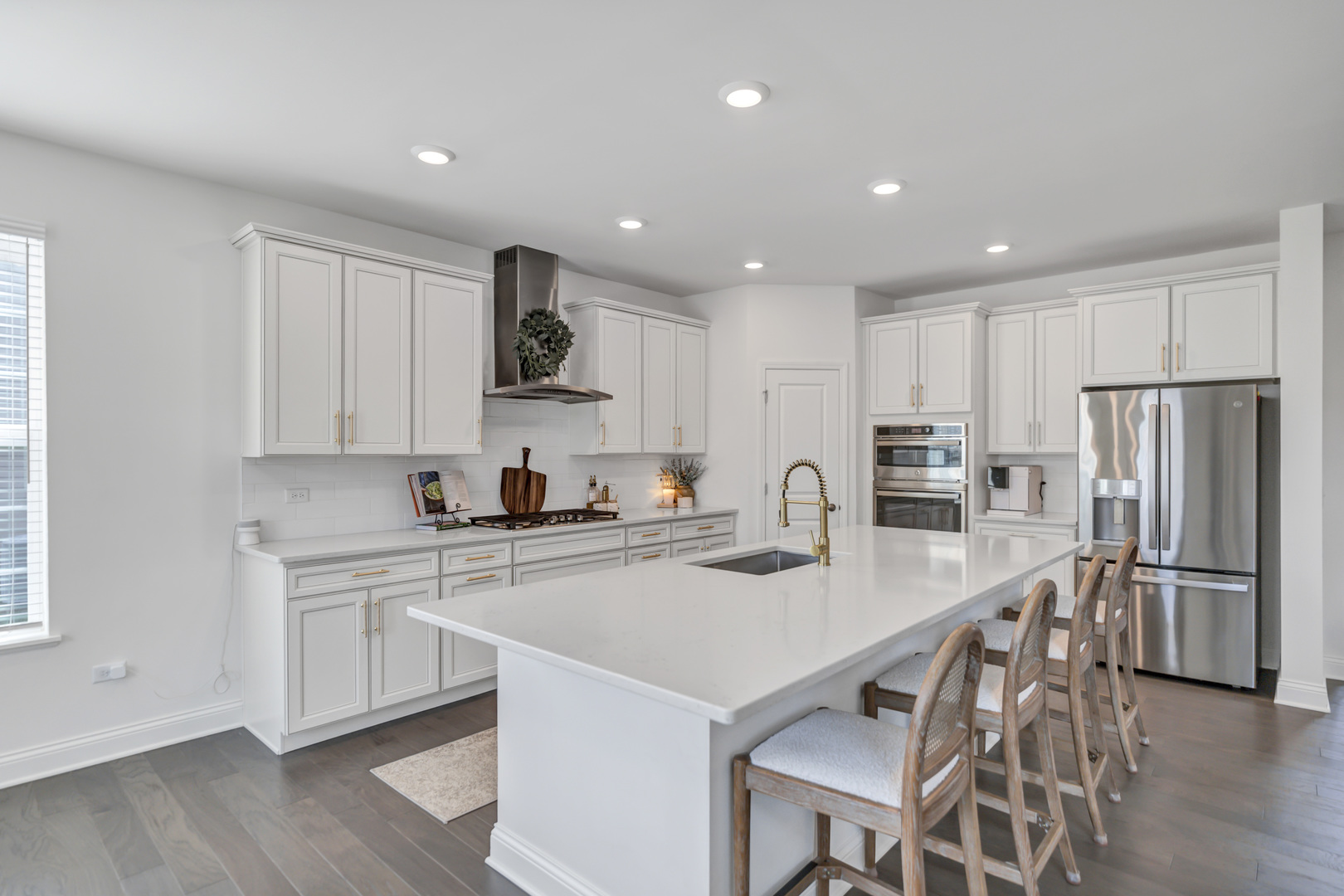 1833 Coralito Lane, Elgin, IL 60124