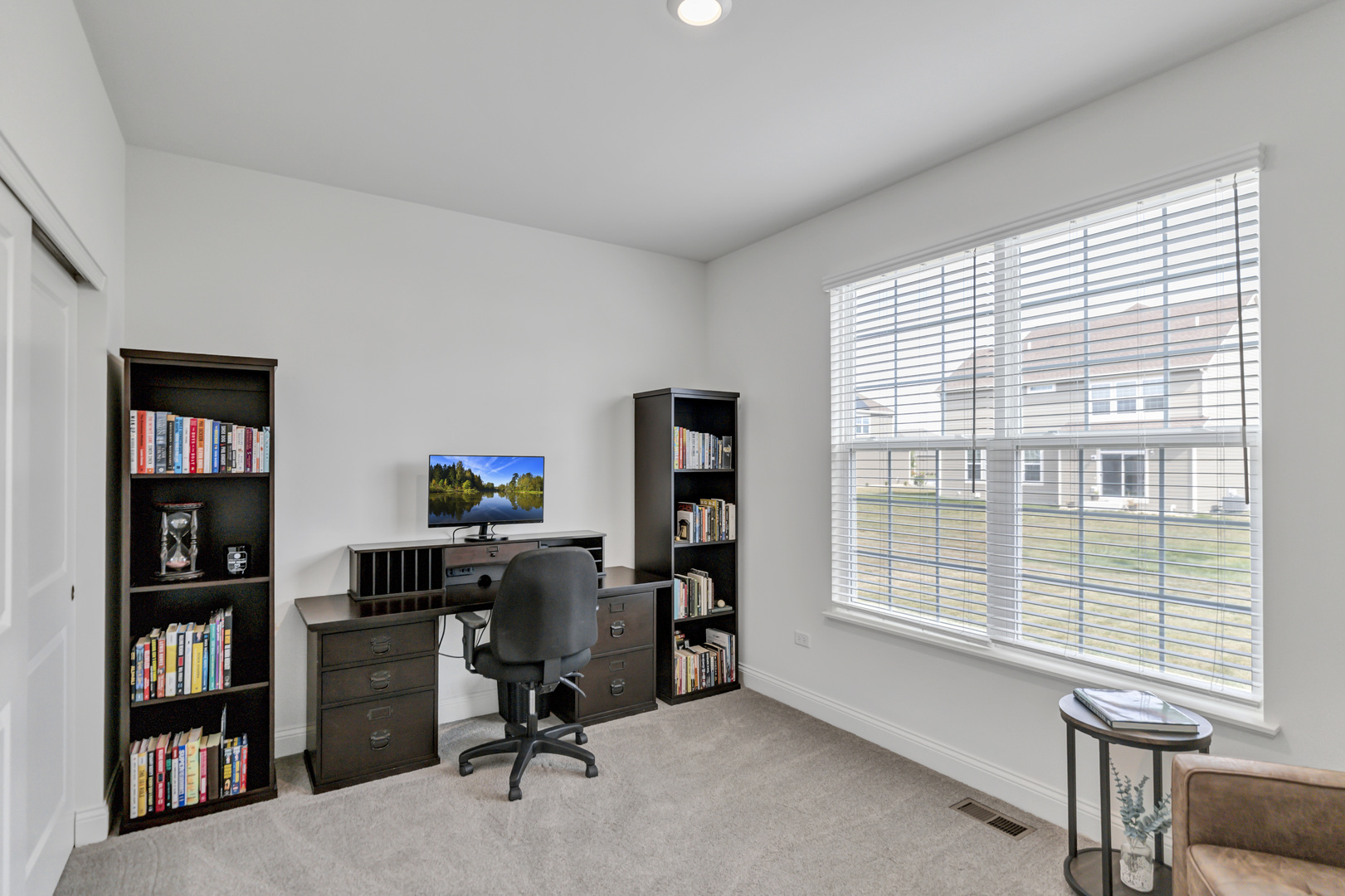 1833 Coralito Lane, Elgin, IL 60124