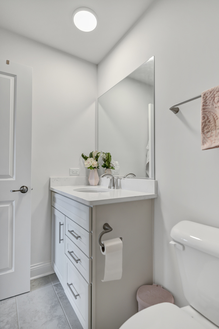 1833 Coralito Lane, Elgin, IL 60124