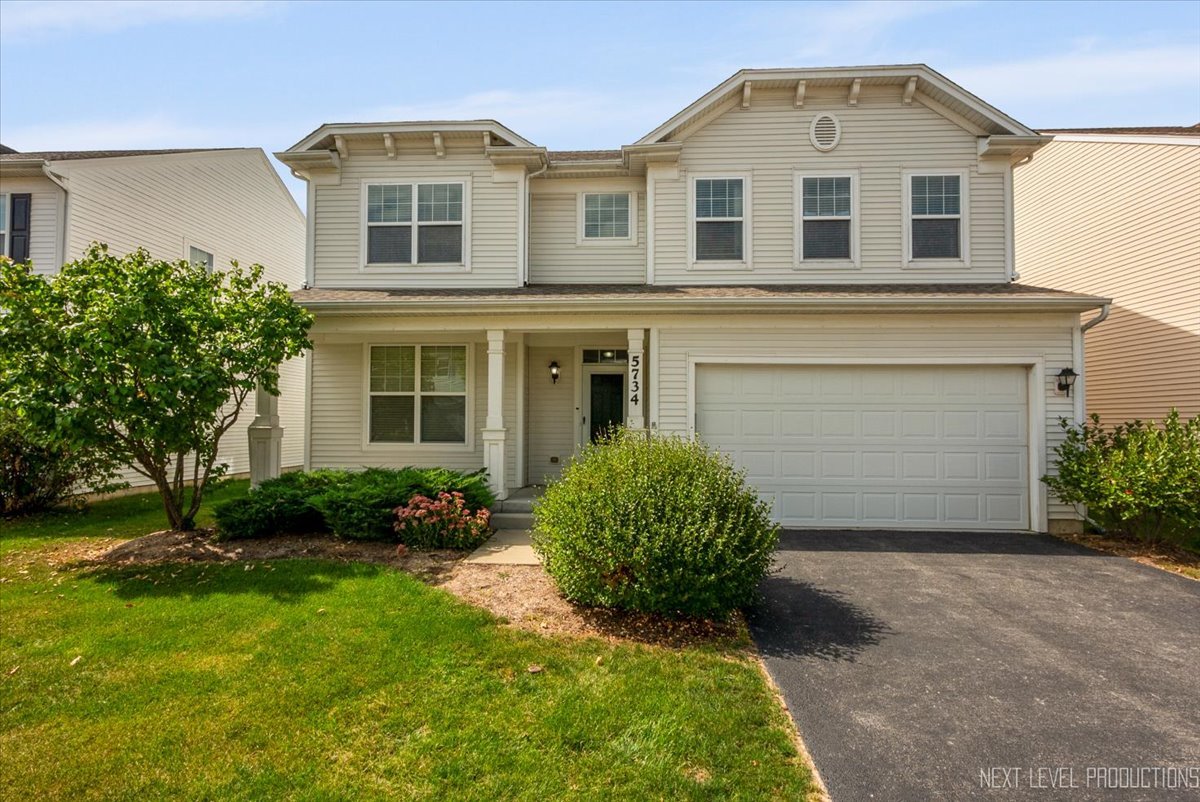 5734 OAK RIDGE Way, Lisle, IL 60532