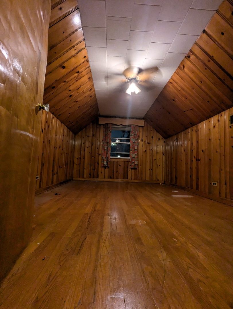 4840 W Waveland Avenue, Chicago, IL 60641