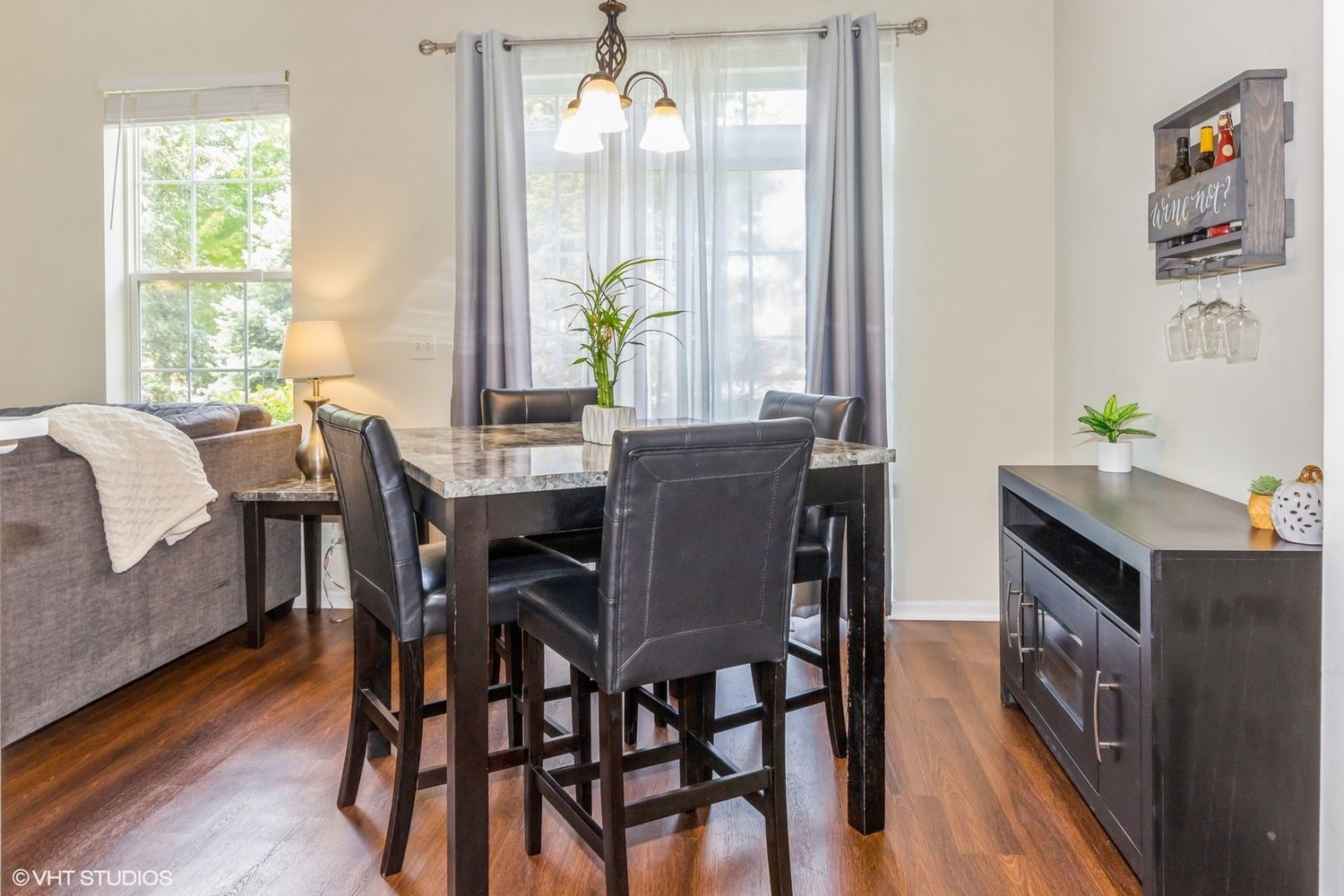 24226 W Walnut Circle, Plainfield, IL 60585