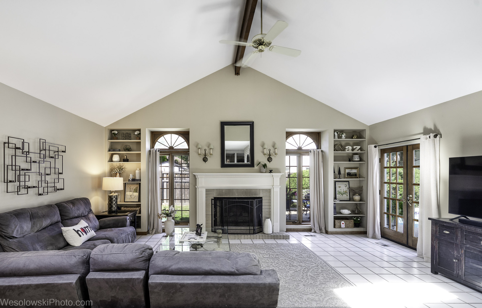 1622 E Greenwood Drive, Mount Prospect, IL 60056