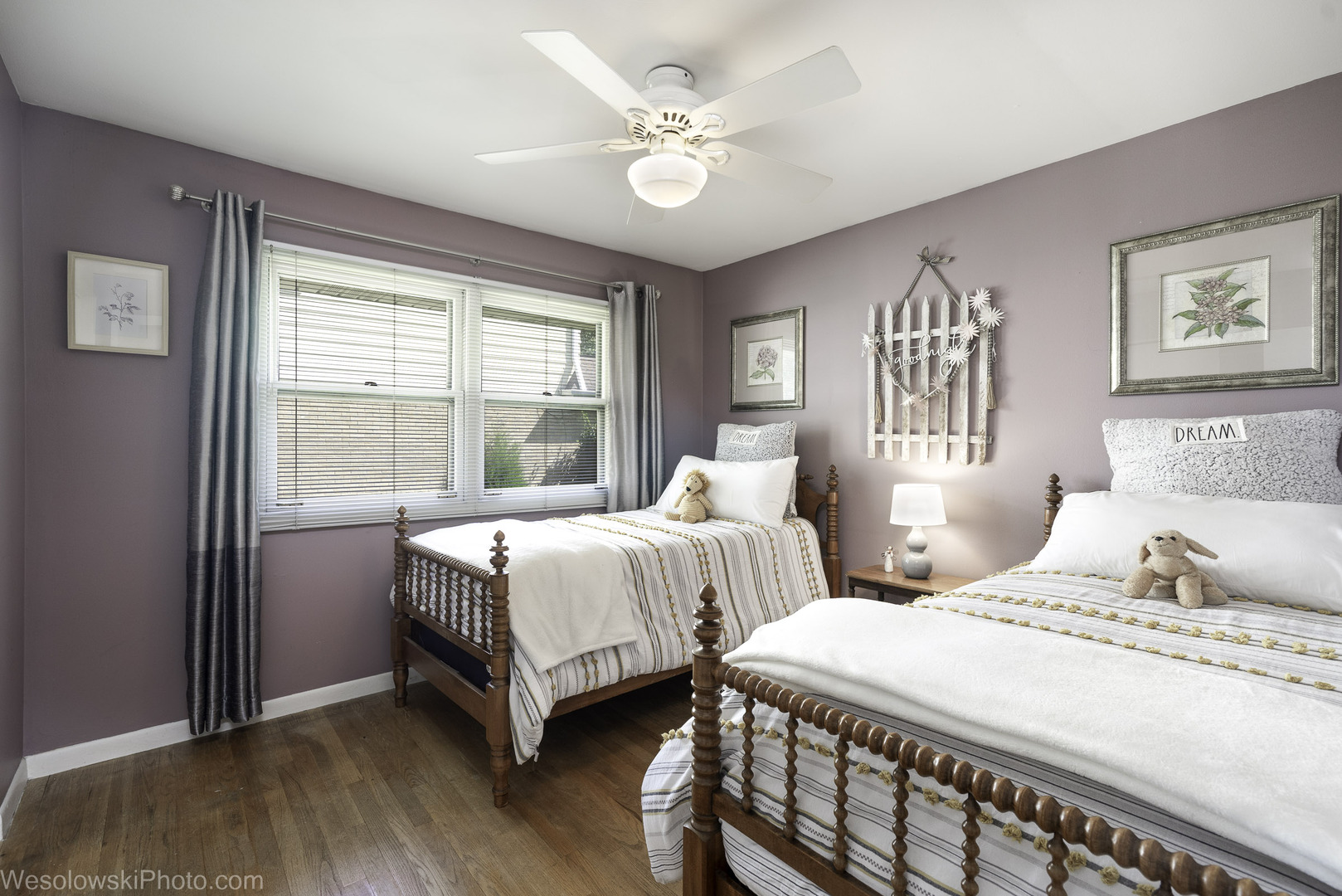 1622 E Greenwood Drive, Mount Prospect, IL 60056