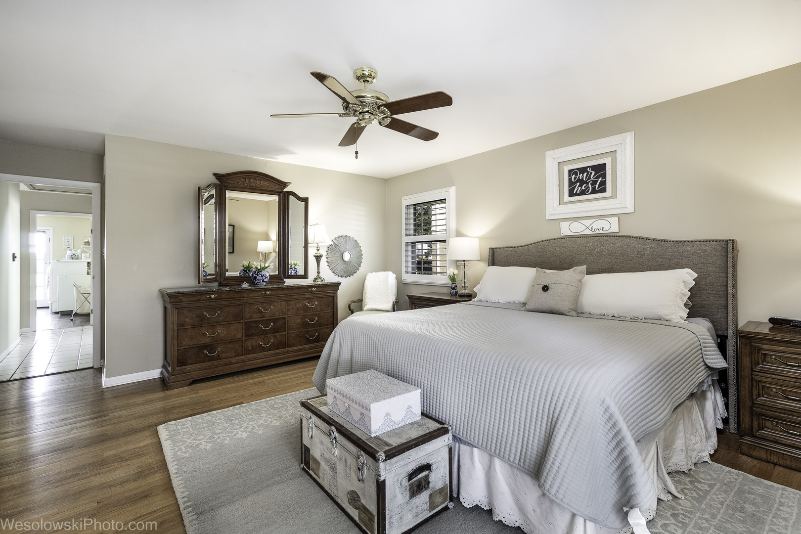 1622 E Greenwood Drive, Mount Prospect, IL 60056