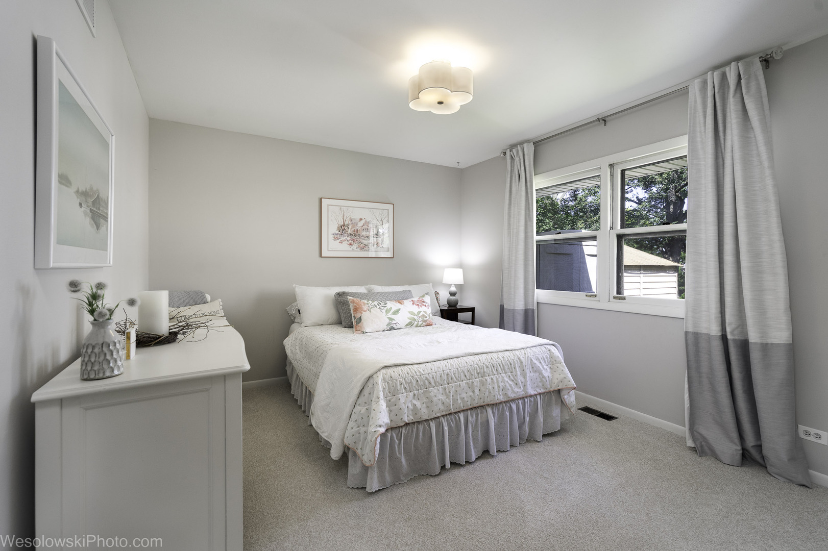 1622 E Greenwood Drive, Mount Prospect, IL 60056