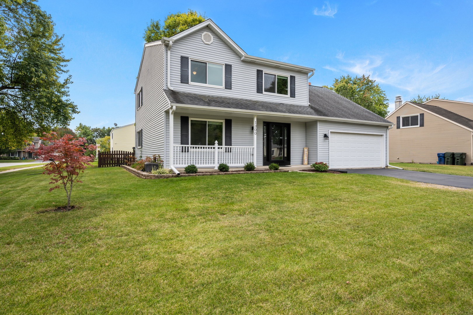 1300 Leawood Court, Naperville, IL 60564