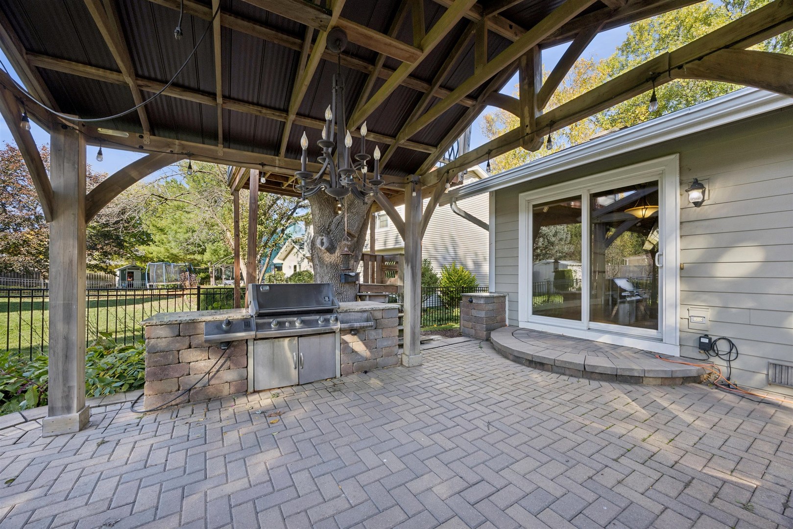 1116 HIDDEN SPRING Drive, Naperville, IL 60540