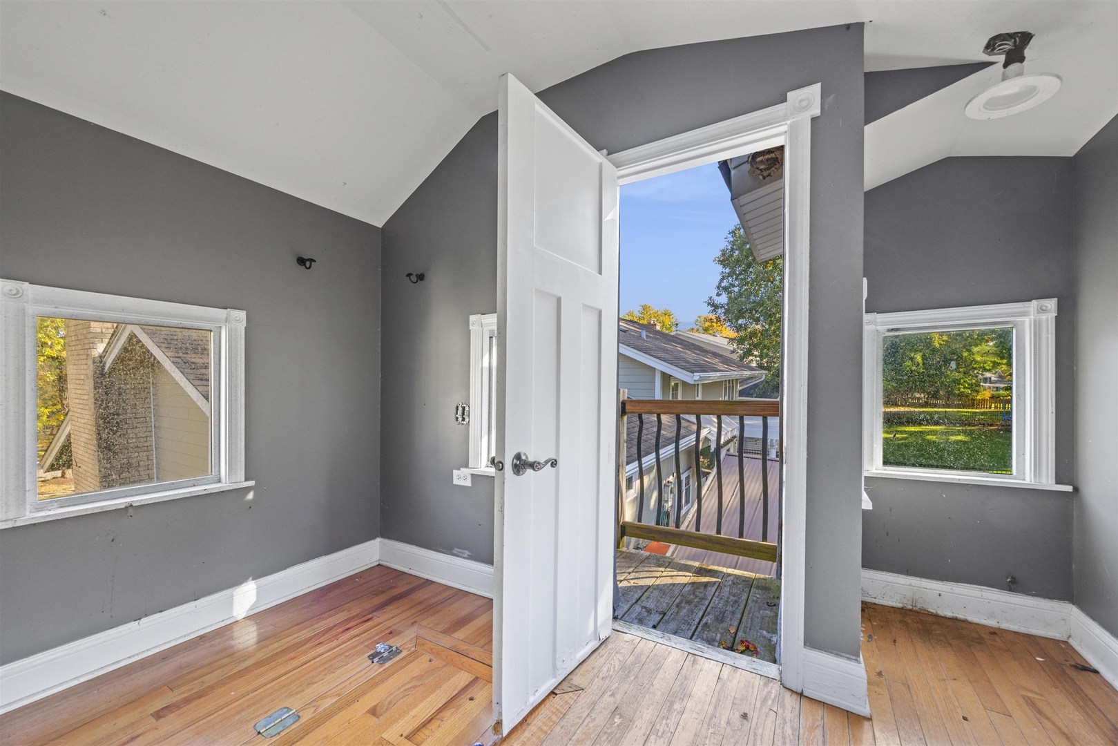 1116 HIDDEN SPRING Drive, Naperville, IL 60540