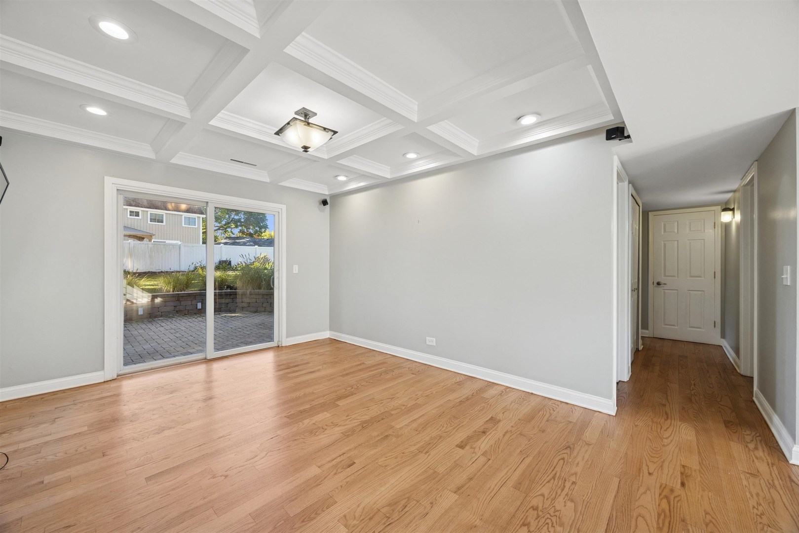 1116 HIDDEN SPRING Drive, Naperville, IL 60540