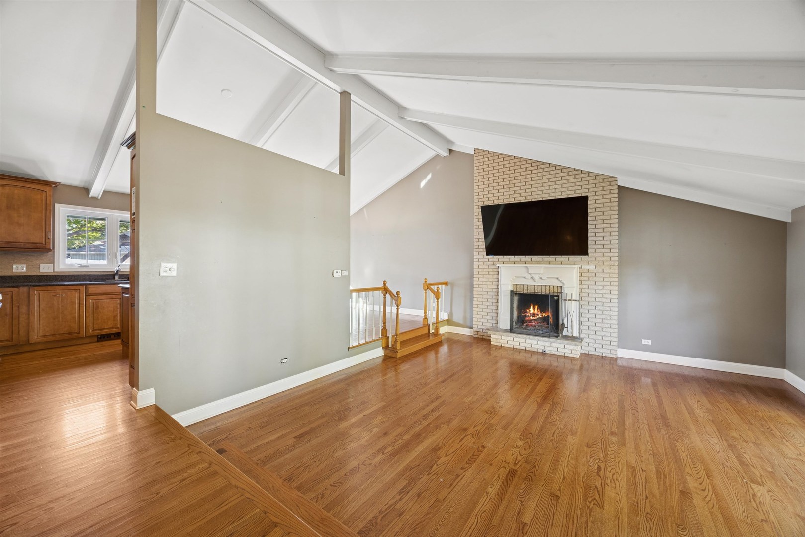 1116 HIDDEN SPRING Drive, Naperville, IL 60540