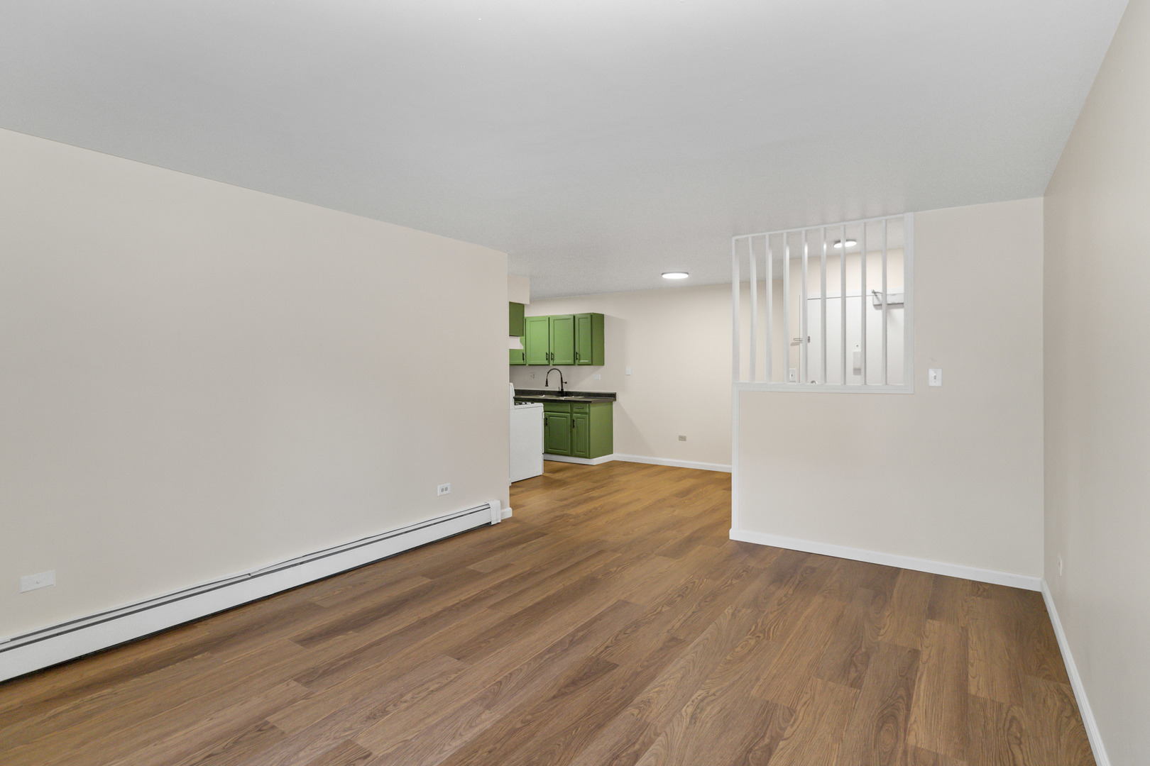 1085 Higgins Quarters Drive #104, Hoffman Estates, IL 60194