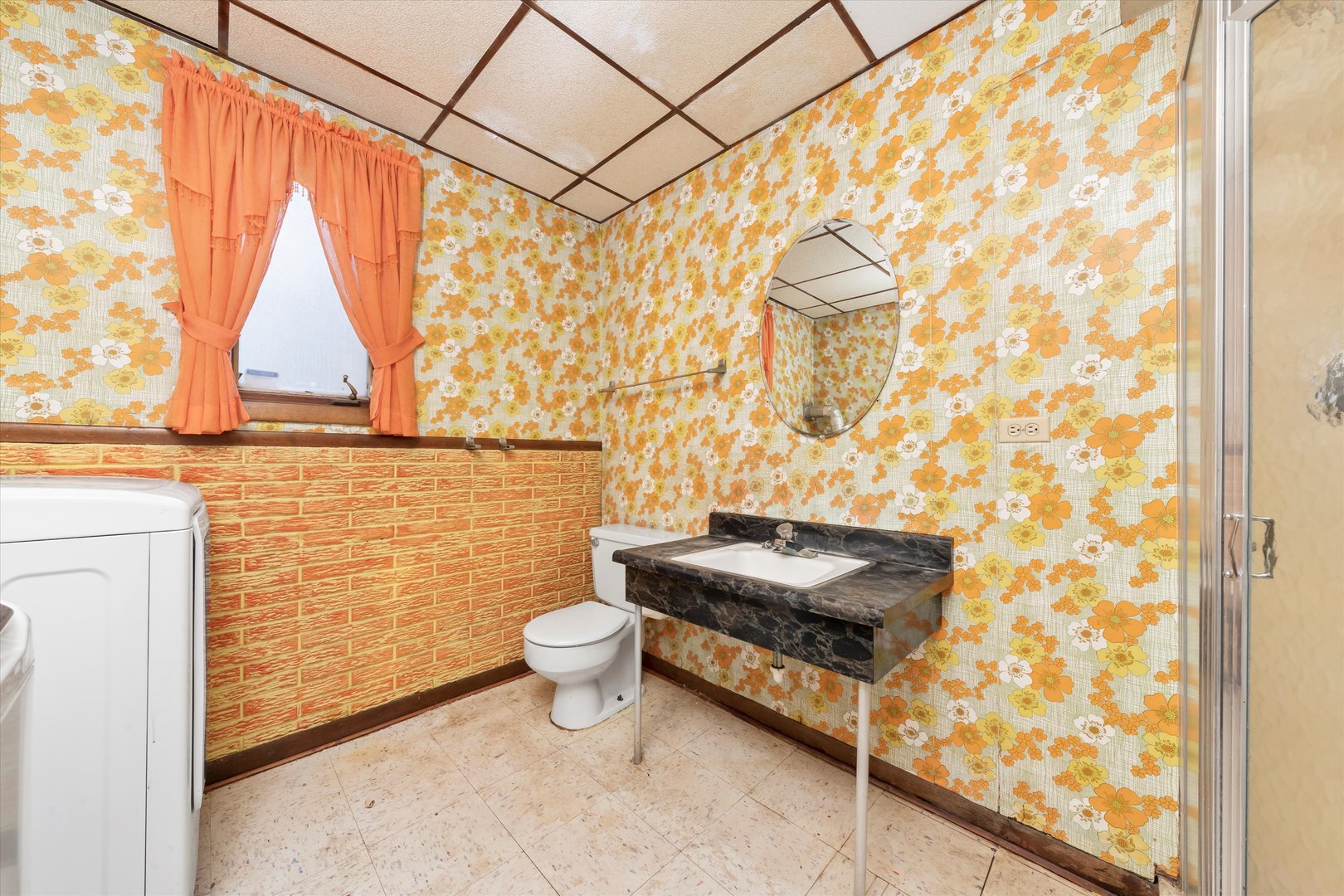 943 E 164th Court, South Holland, IL 60473