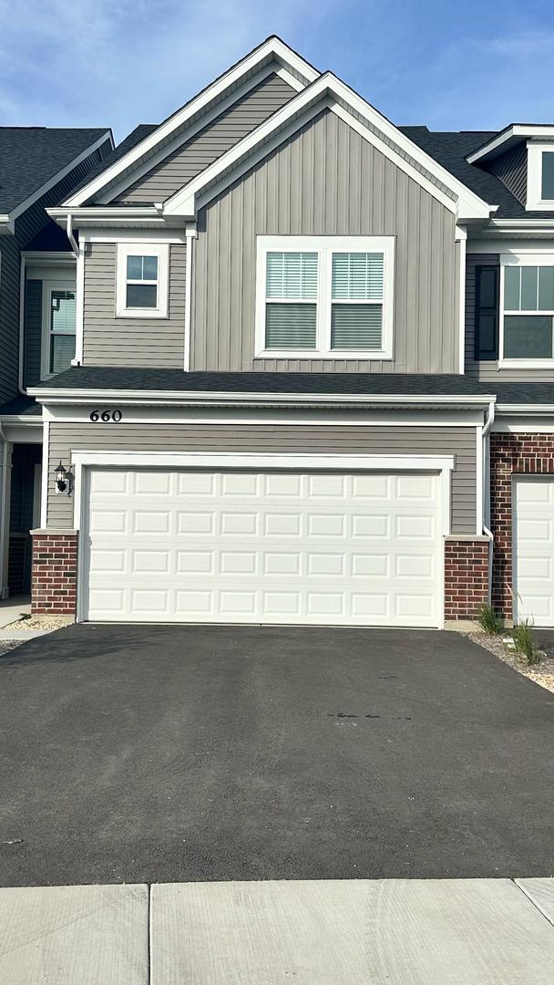 660 Switchgrass Way #58002, Bolingbrook, IL 60490