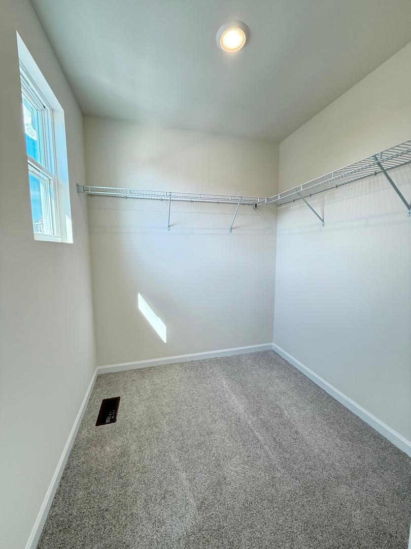 660 Switchgrass Way #58002, Bolingbrook, IL 60490