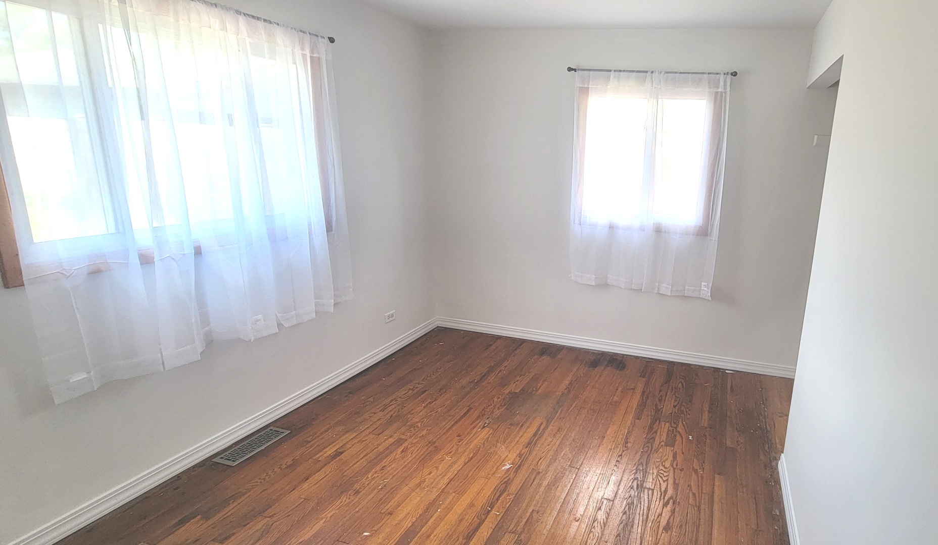 9236 Stanford Drive, Bridgeview, IL 60455