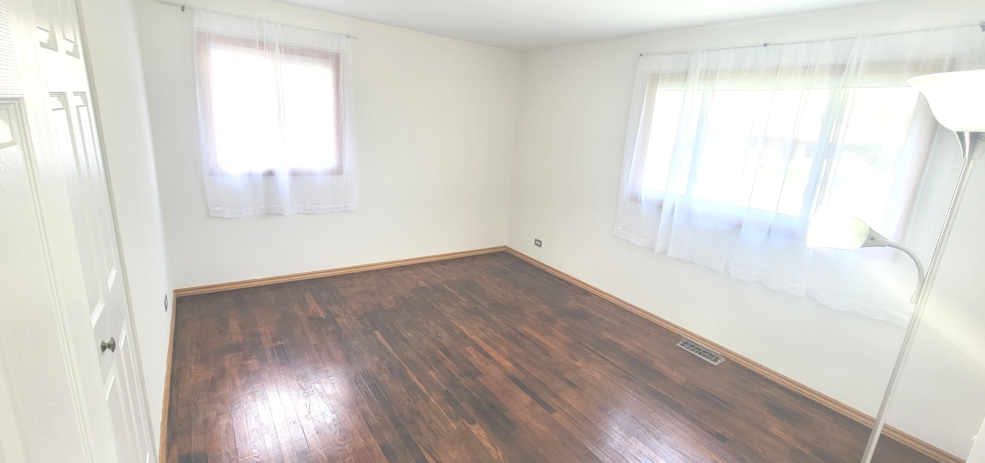 9236 Stanford Drive, Bridgeview, IL 60455