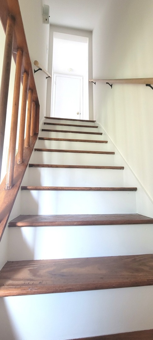 9236 Stanford Drive, Bridgeview, IL 60455