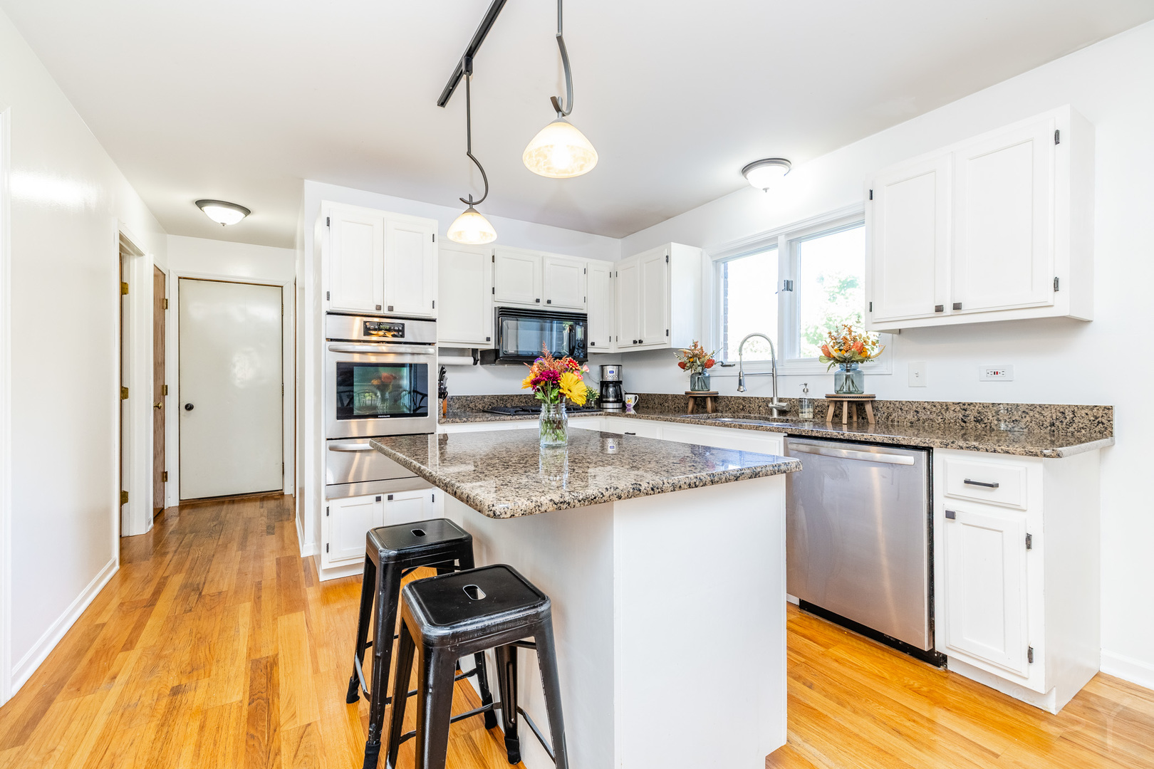 481 Pleasant Hill Road, Frankfort, IL 60423