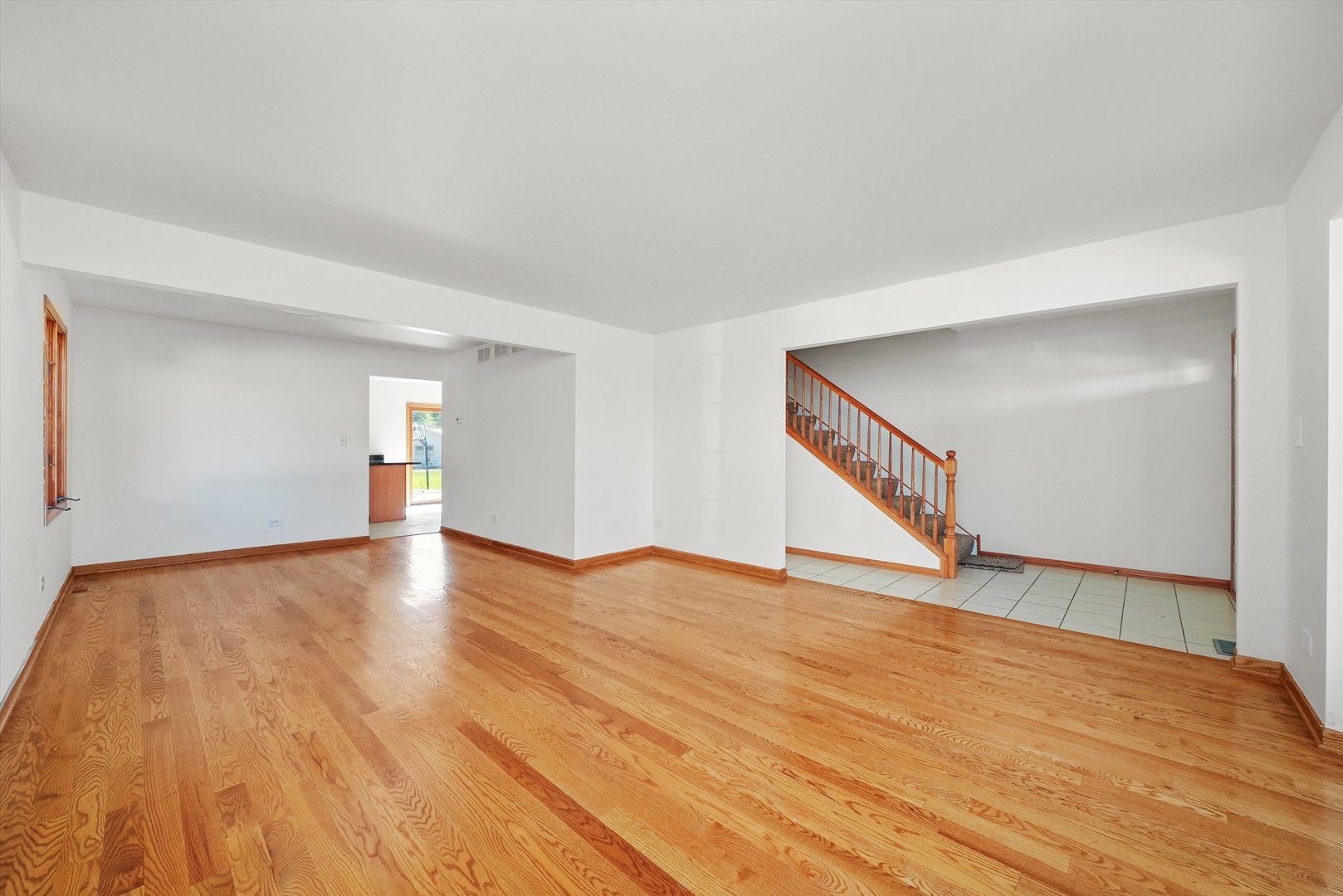 18641 Loras Court, Country Club Hills, IL 60478