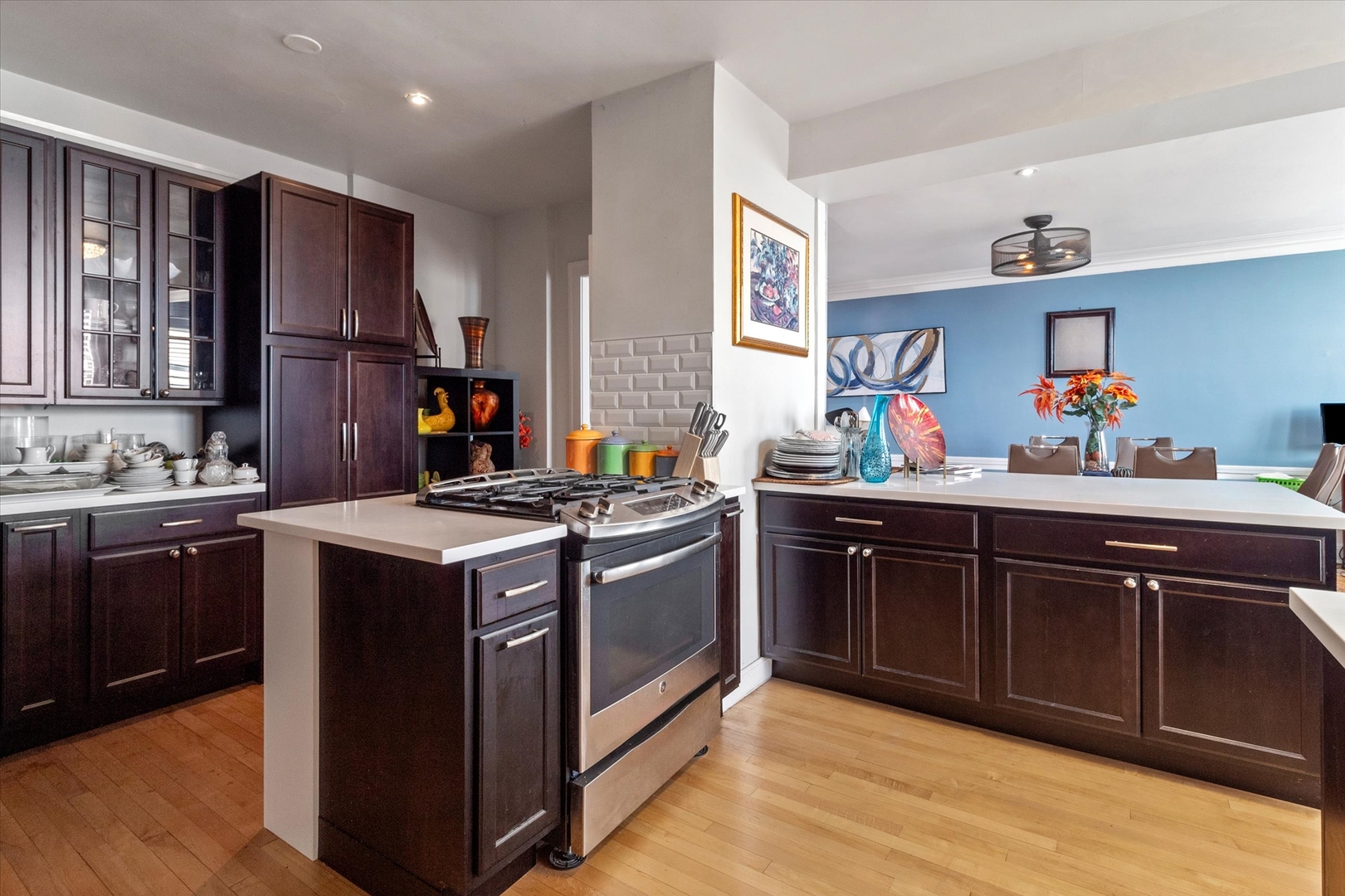 5555 S Everett Avenue #C14, Chicago, IL 60637