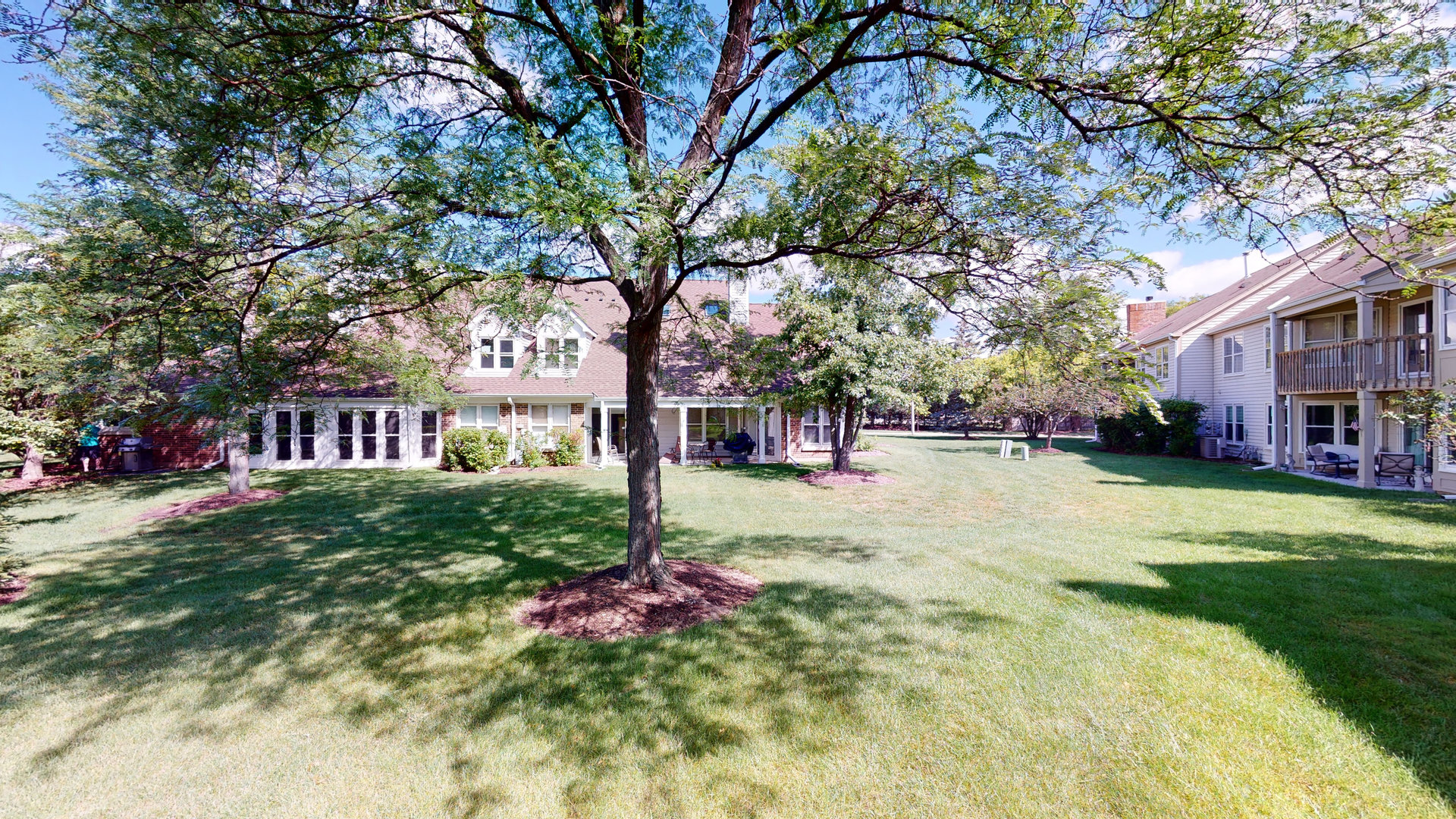 105 Willow Parkway #105, Buffalo Grove, IL 60089