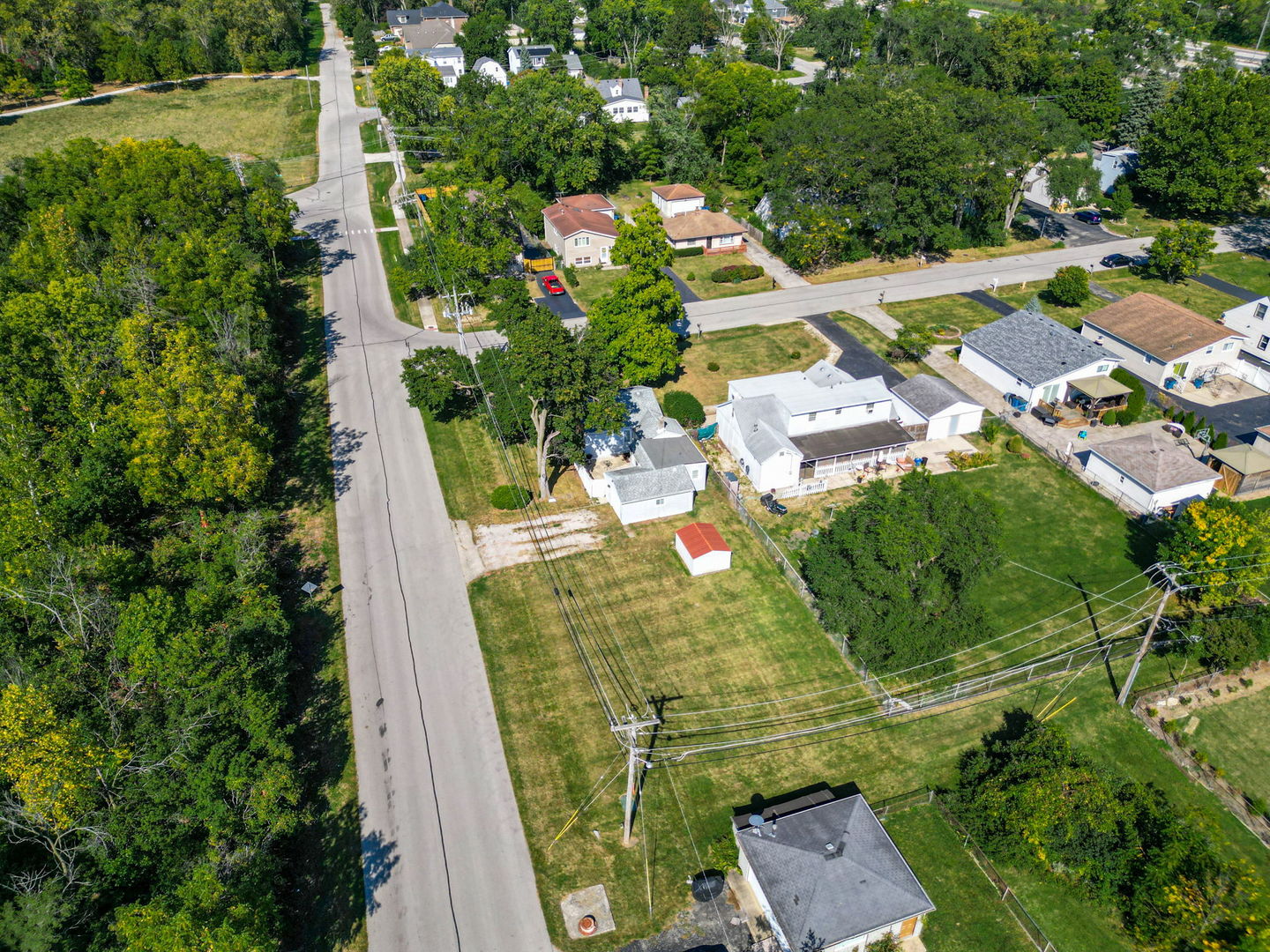 901 E Babcock Avenue, Addison, IL 60101