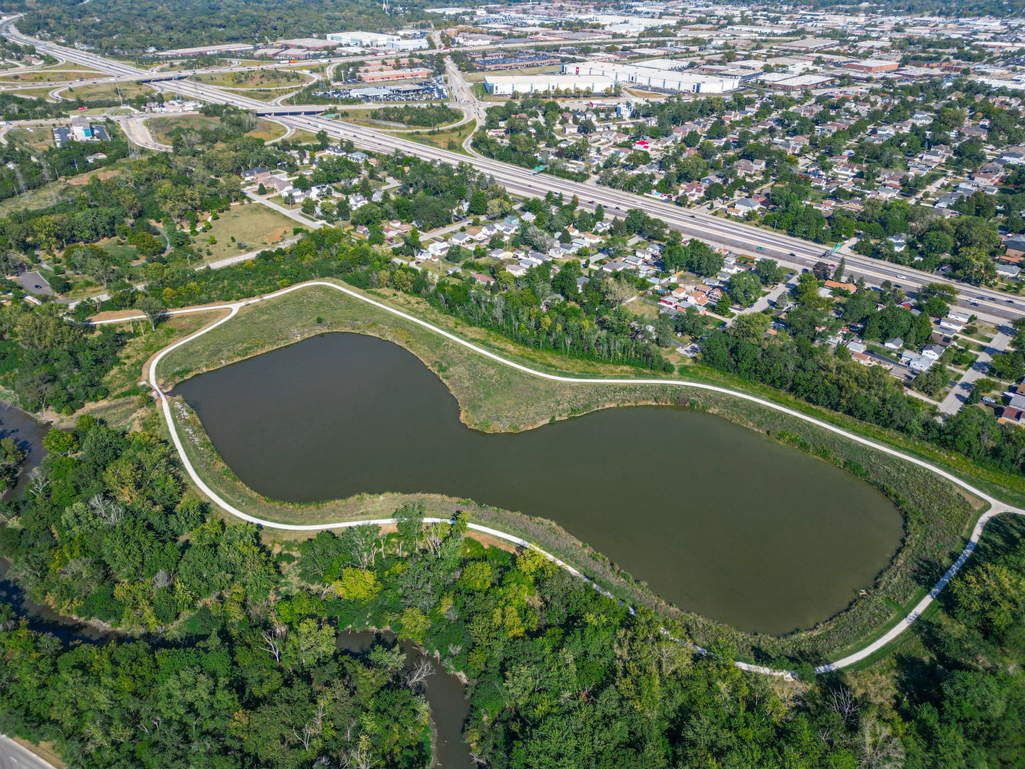 901 E Babcock Avenue, Addison, IL 60101