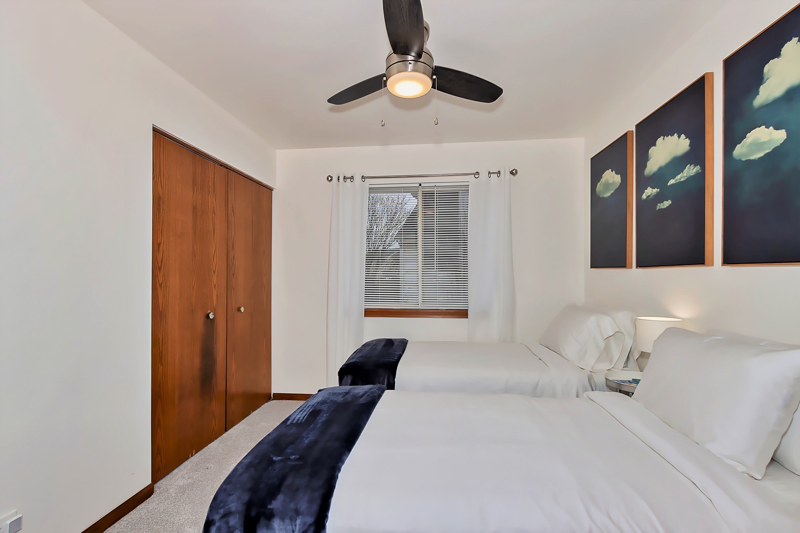 2355 Masters Lane, Round Lake Beach, IL 60073