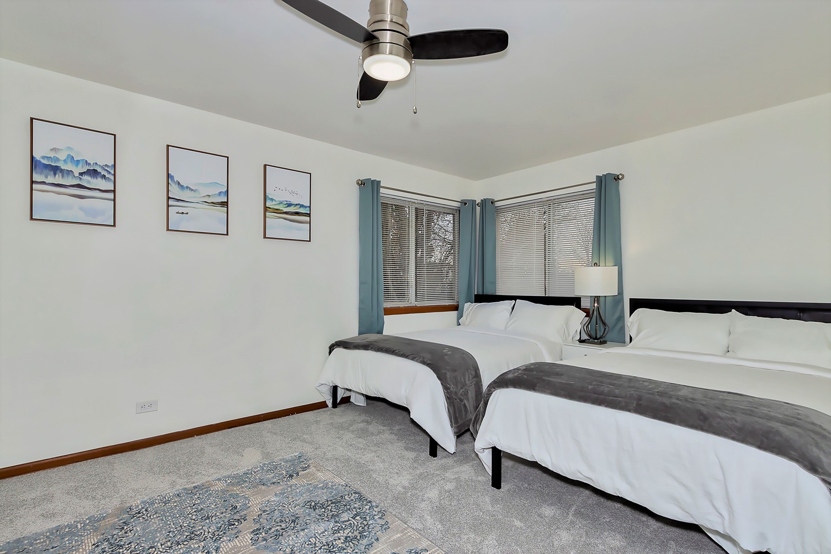 2355 Masters Lane, Round Lake Beach, IL 60073